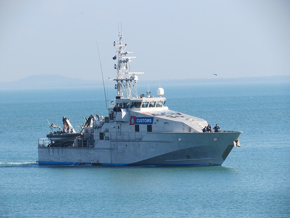 Bay-class patrol boat — licensed reference photograph