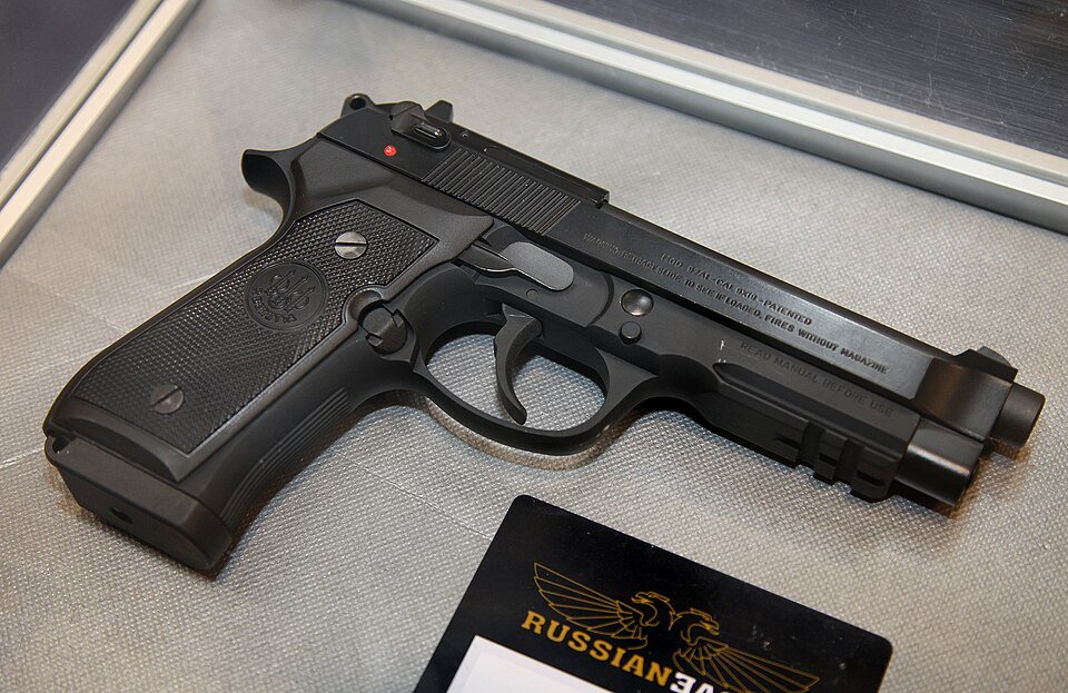 Beretta 92 — licensed reference photograph
