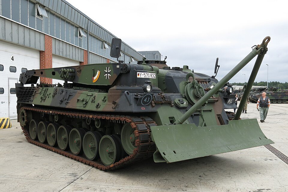 Bergepanzer 2 — licensed reference photograph