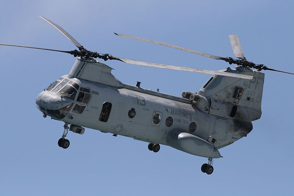 Boeing Vertol CH-46 Sea Knight — licensed reference photograph