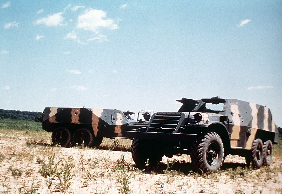 BTR-152 — licensed reference photograph