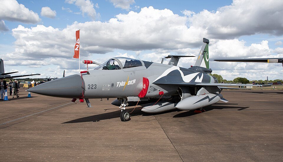 CAC/PAC JF-17 Thunder — licensed reference photograph
