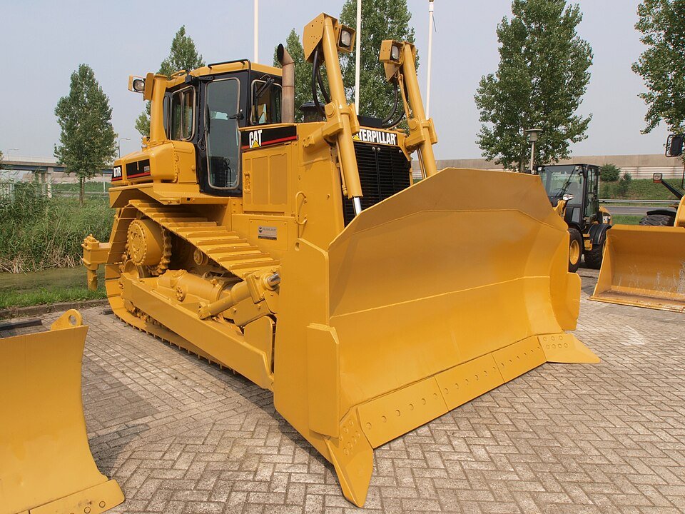 Caterpillar D7 — licensed reference photograph