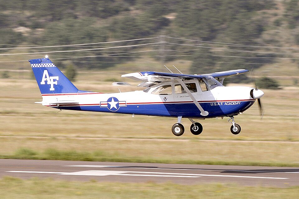 Cessna T-41 Mescalero — licensed reference photograph