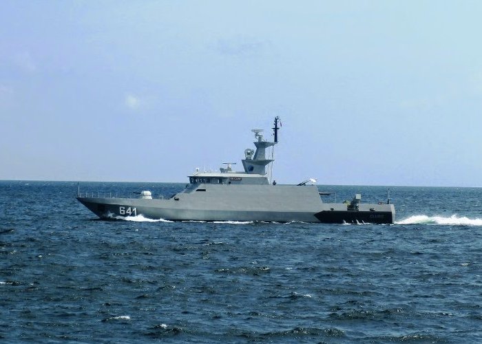Clurit-class fast attack craft — licensed reference photograph