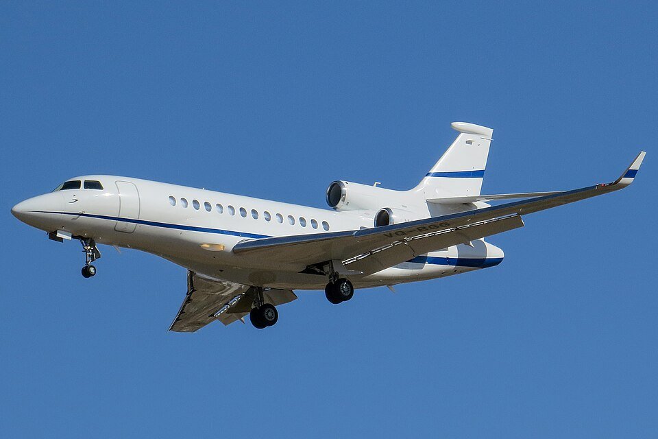 Dassault Falcon 7X — licensed reference photograph