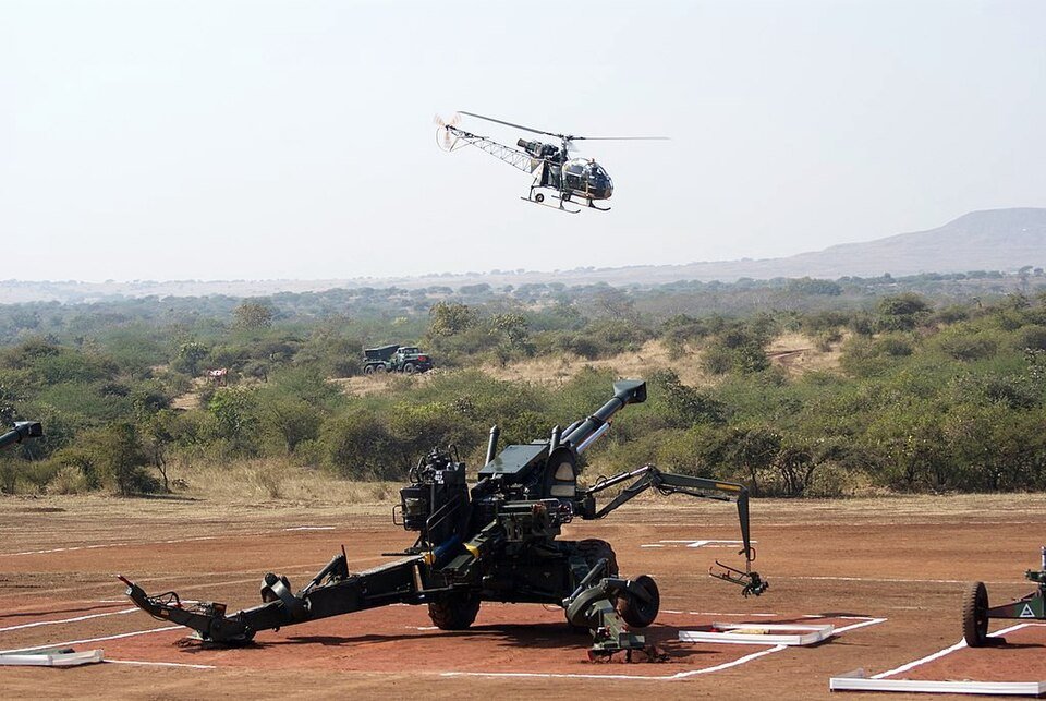 Dhanush (howitzer) — licensed reference photograph