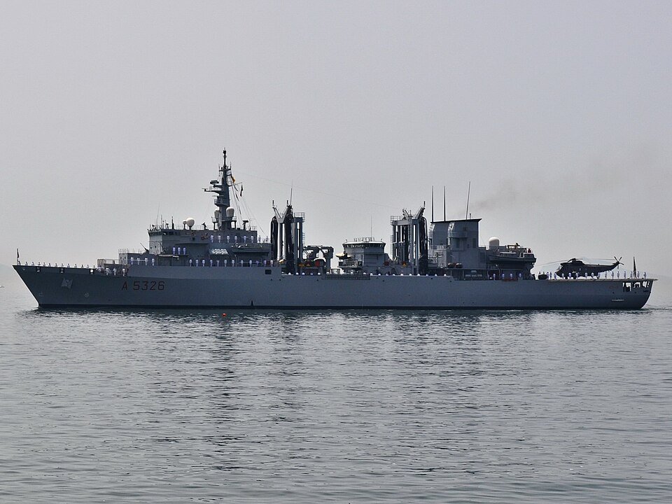 Etna-class replenishment oiler — licensed reference photograph
