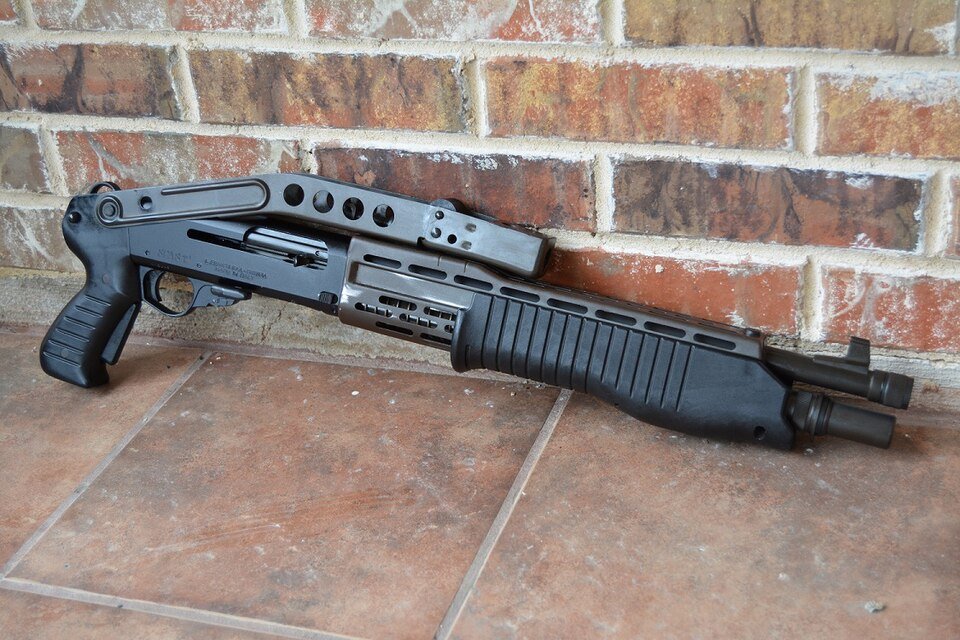 Franchi SPAS-12 — licensed reference photograph