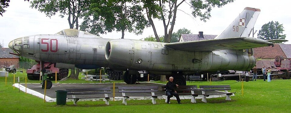 Ilyushin Il-28 — licensed reference photograph