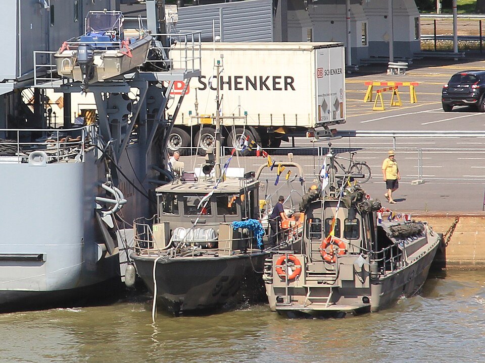 Kiiski-class minesweeper — licensed reference photograph