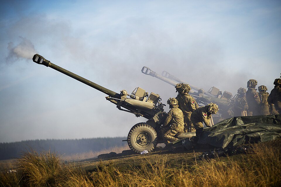 L118 light gun — licensed reference photograph
