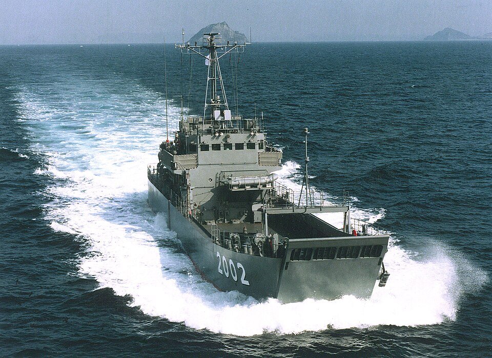 LCU-2001-class landing craft — licensed reference photograph