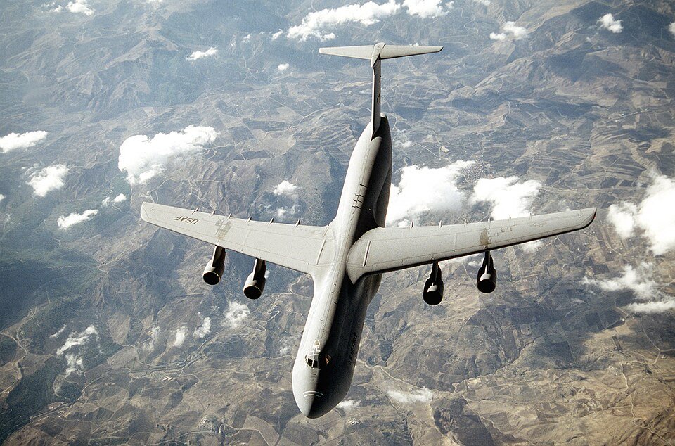 Lockheed C-5 Galaxy — licensed reference photograph