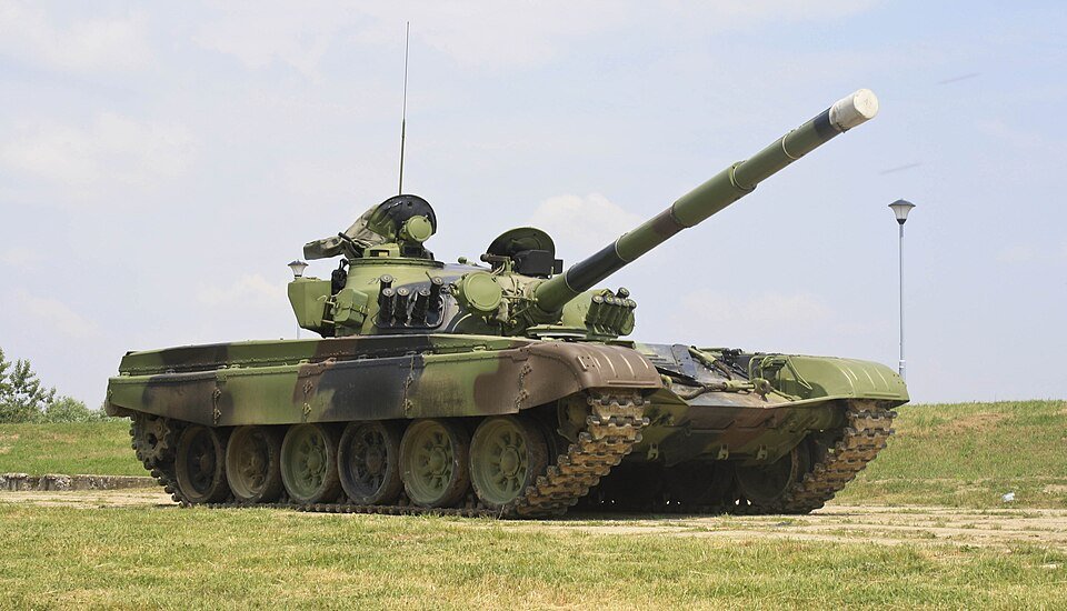 M-84 — licensed reference photograph