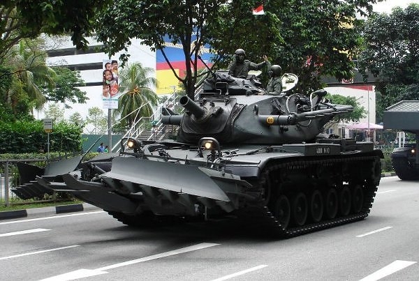 M728 combat engineer vehicle — licensed reference photograph