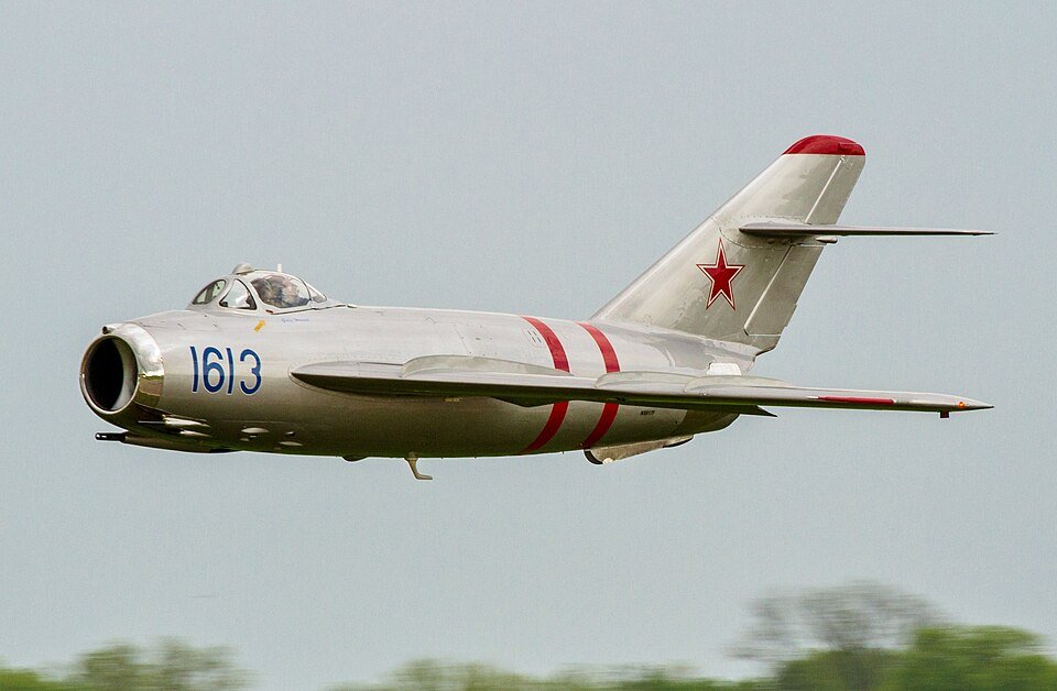 Mikoyan-Gurevich MiG-17 — licensed reference photograph