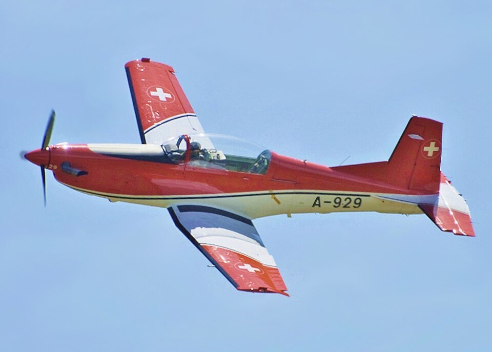Pilatus PC-7 — licensed reference photograph