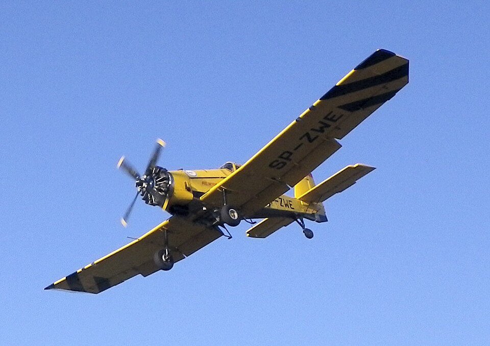 PZL-Mielec M-18 Dromader — licensed reference photograph