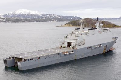 Rotterdam-class landing platform dock — licensed reference photograph