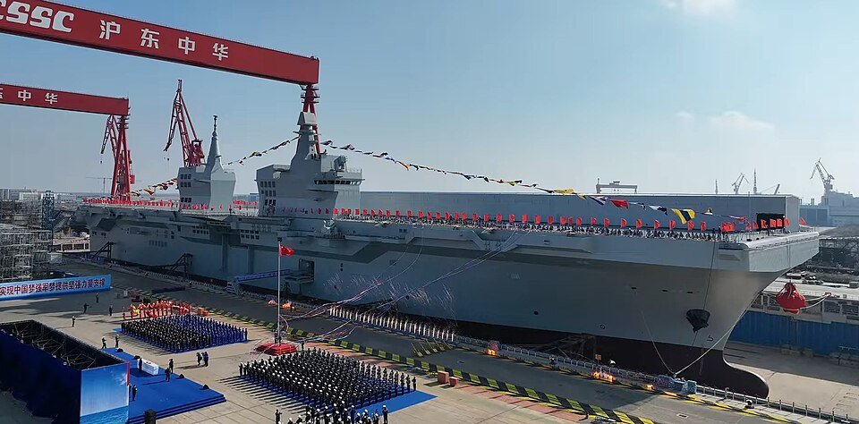 Type 076 landing helicopter dock — licensed reference photograph