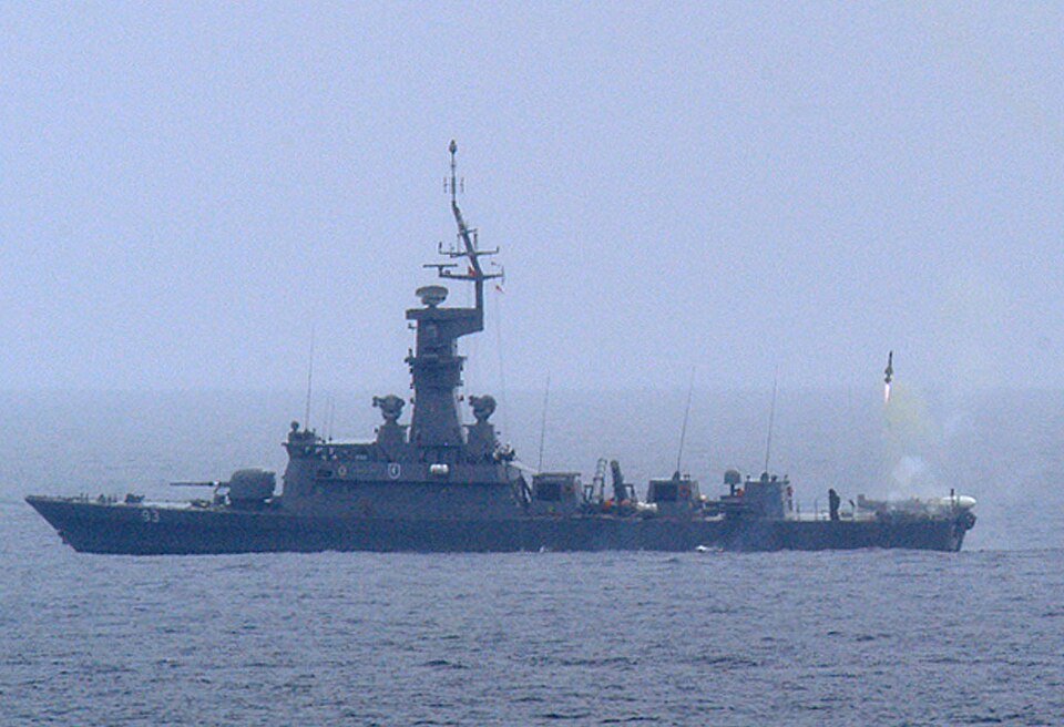 RSS Vengeance, Victory class — licensed equipment photograph